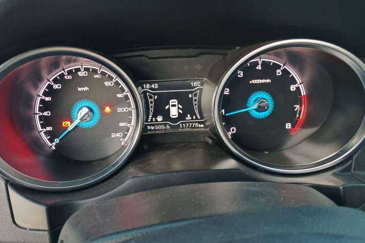 Used Zotye SR7 2016 1.5T Manual Cube Heart Edition China IV Standard
