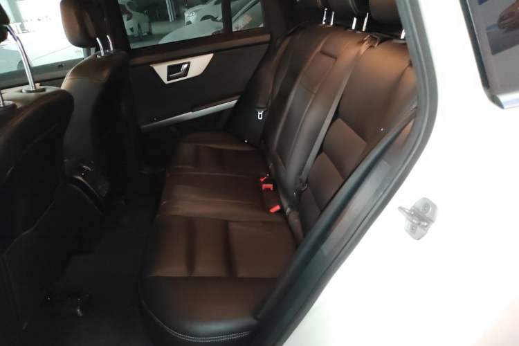 Used Mercedes-Benz GLK-Class 2015 GLK 260 4MATIC Dynamic Edition Ultimate Version
