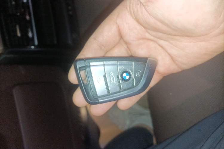 Used BMW 5 Series 2022 Second Facelift 530Li Leading Edition M Sport Package
