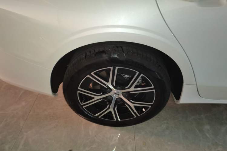 Used Volvo S60 2025 B4 Zhiyi Luxury Edition
