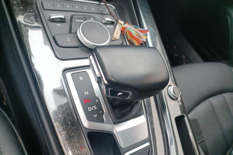 Used Audi A4L 2018 30th Anniversary Edition 40 TFSI Trendy Model