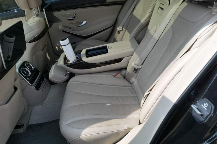Used Mercedes-Benz S-Class 2018 S 350 L Left Rear Seat