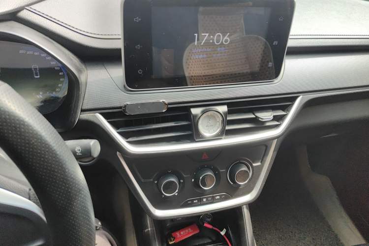 Used Wuling Hongguang S3 2018 1.5L Manual Comfort Model China V Standard