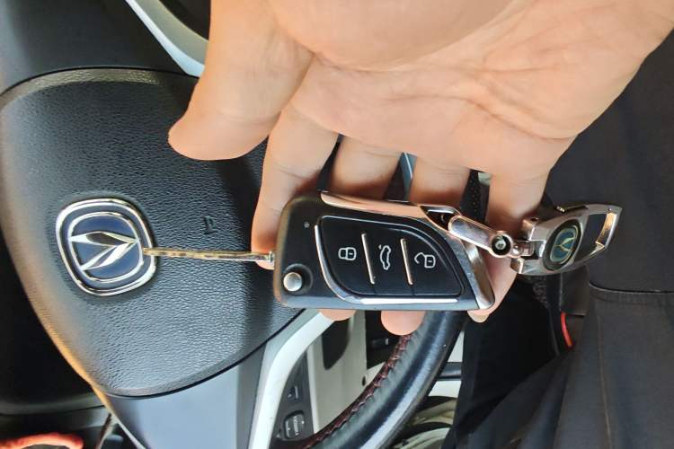 Used Changan Alsvin V3 2015 1.4L Manual Meiman Model China IV Standard