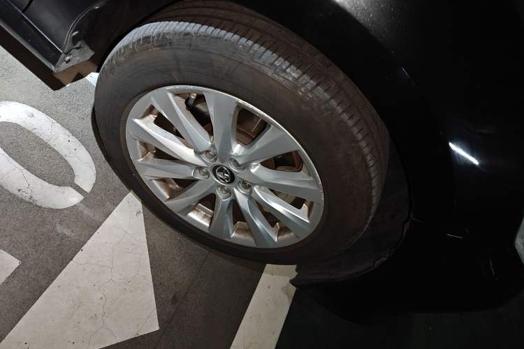 Used Toyota Camry 2018 2.0G Luxury Edition
