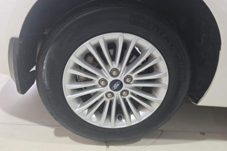 Used Ford Escort 2017 1.5L Manual Comfort Model
