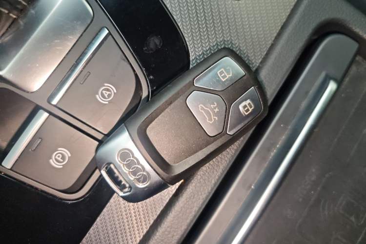 Used Audi Q5L 2022 Updated 40T Luxury Dynamic Edition