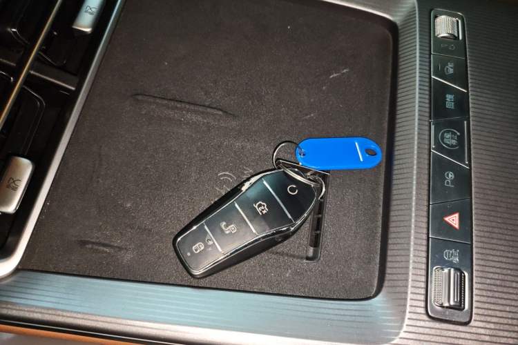 Used BYD Han L 2025 EV Four-Wheel Drive LiDAR Flagship Model
