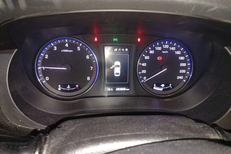 Used Hyundai Mistra 2016 1.8L Automatic Deluxe DLX Model Instrument Cluster