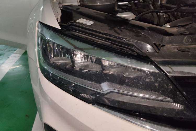 Used Volkswagen Lamando 2021 230TSI DSG Fashion Edition Right Front Headlight