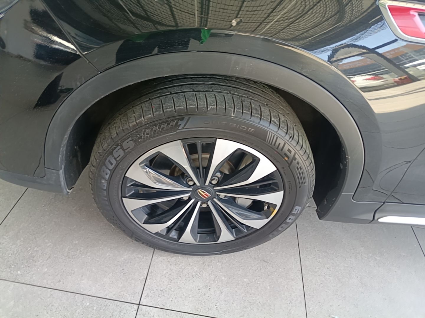 Hongqi HS7 2022 3.0T Automatic All-Wheel Drive ZhiLian Flagship Edition Five Seats — снимка 10