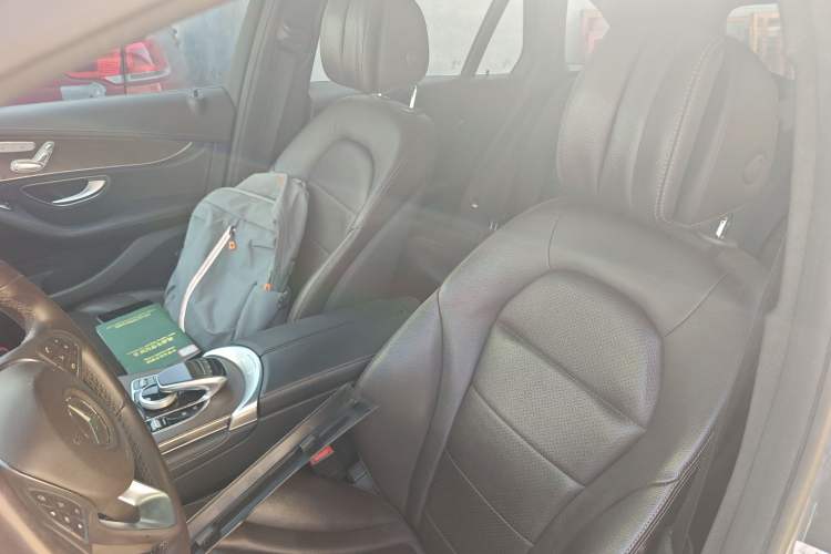 Used Mercedes-Benz GLC 2017 GLC 300 4MATIC Sport Edition
