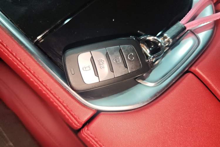 Used CHANGAN CS85 COUPE 2019 1.5T DCT Luxury Version China VI Standard