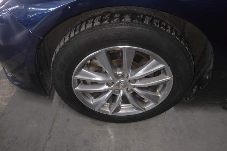 Used Infiniti Q50L 2016 2.0T Enjoyment Edition Left Front Wheel Hub