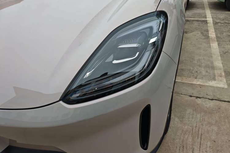 Used Wuling Bingo S 2025 Model 325km Deluxe Edition