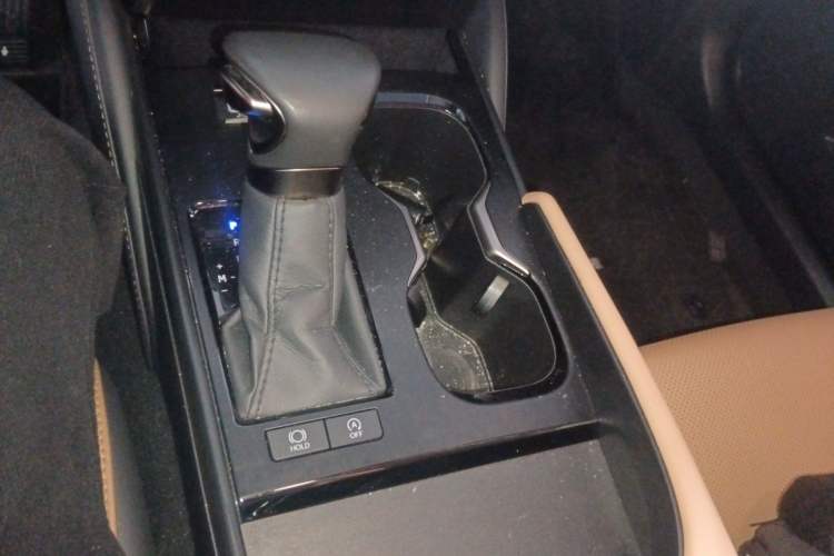 Used Lexus ES 2022 200 Excellence Edition
