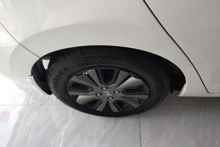 Used Honda Fit 2022 1.5L CVT Trendy Sunroof Edition Right Rear Wheel Hub