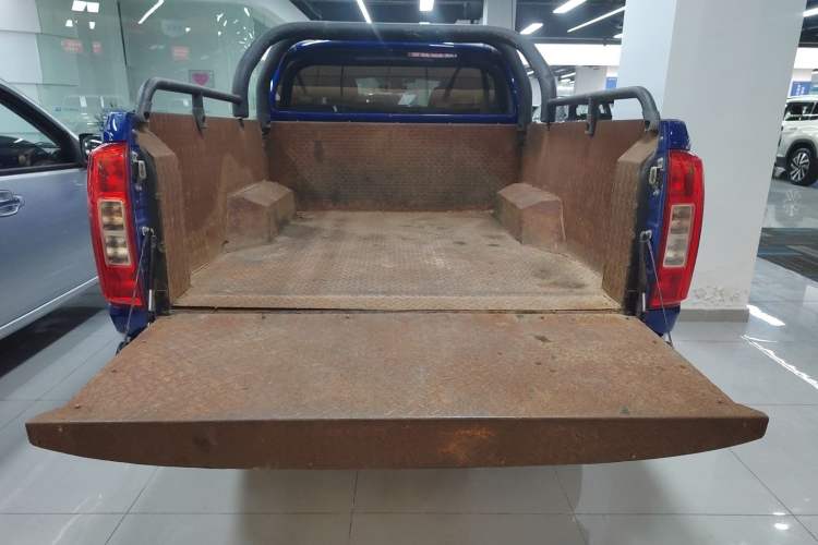 Used Great Wall Poer 2021 2.0T Commercial Version Automatic Diesel 4x4 Elite Long-Box GW4D20M