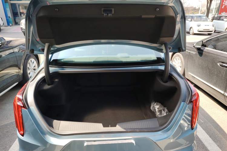 Used Cadillac CT4 2023 28T Luxury Version