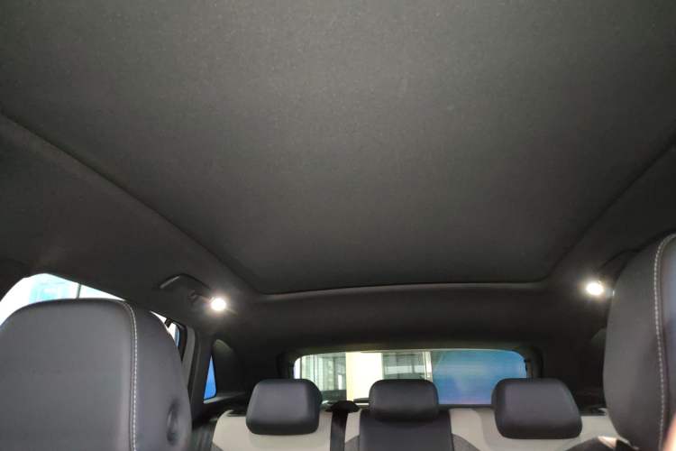 Used Volkswagen ID.4 CROZZ 2022 Standard Range PURE Edition Headliner