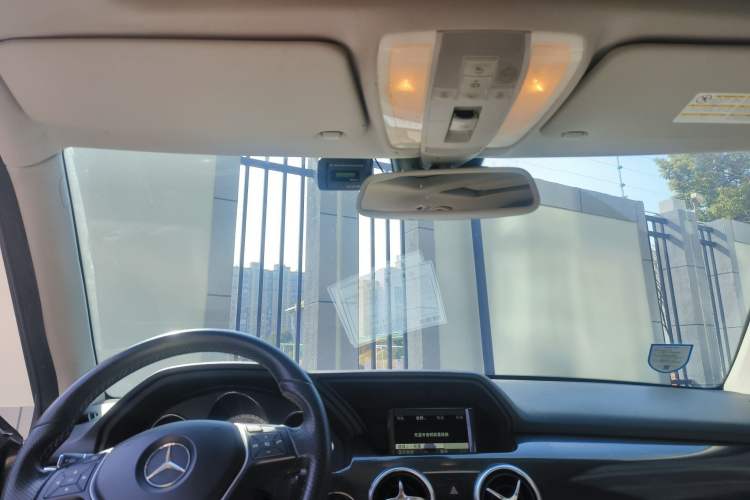 Used Mercedes-Benz GLK-Class 2013 GLK 300 4MATIC Dynamic Sunroof Model