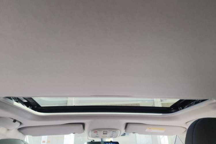 Used Peugeot 408 2022 1.6T Light-Chasing Edition Headliner