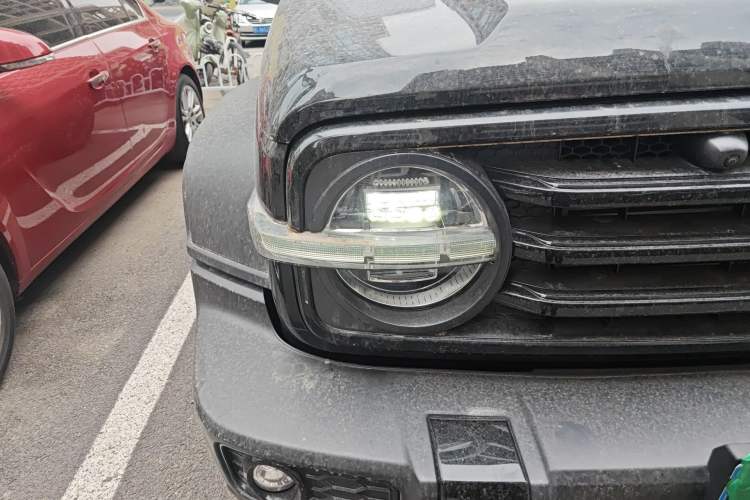 Used Tank 300 2024 2.0T Challenger Right Front Headlight