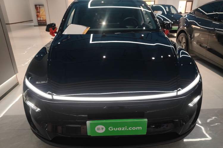 Used Tesla Model Y 2025 Rear-Wheel-Drive Version Front