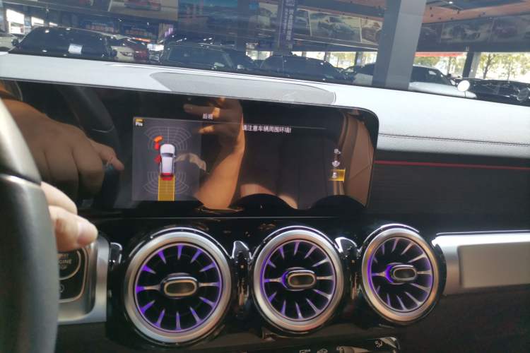 Used Mercedes-Benz GLB 2022 GLB 220 4MATIC
