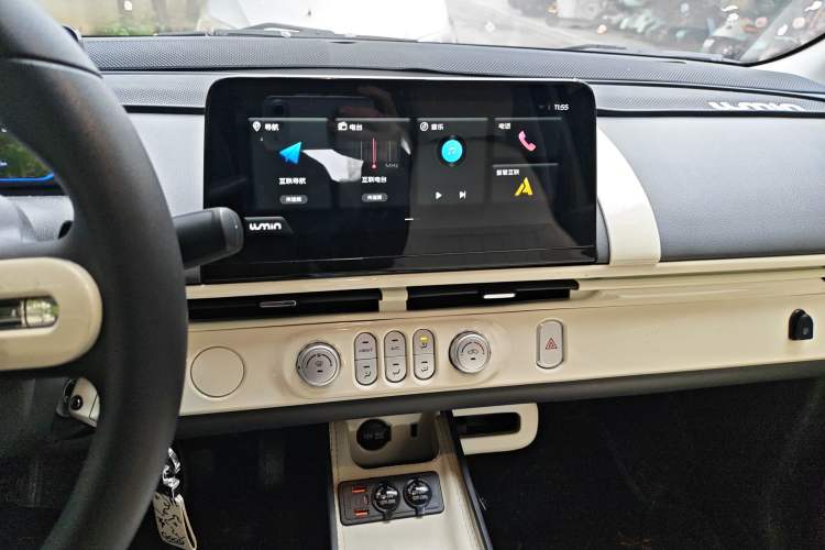 Used CHANGAN NEVO Lumin 2022 155 km – Refreshingly Sweet Edition Audio And AC Panel