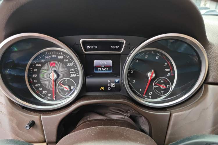 Used Mercedes-Benz GLE  Instrument Cluster