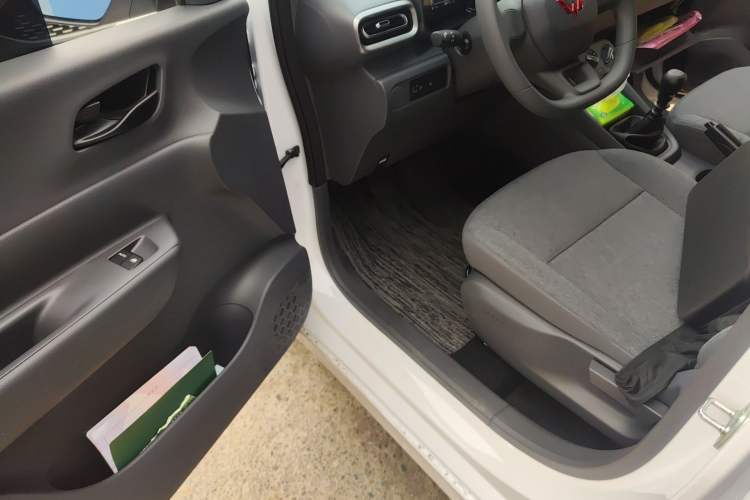 Used Wuling Hongguang 2025 1.5L Practical Model 5-Seater