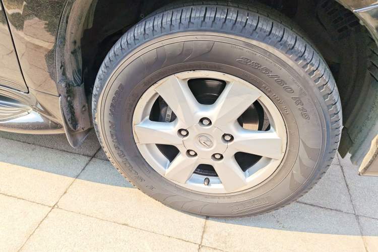 Used Lexus LX 2009 570