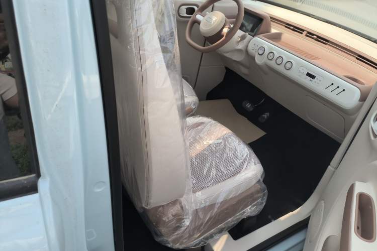 Used Bestune Pony 2026 222km Colorful Horse
