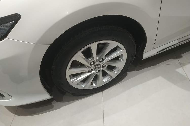 Used Toyota Camry 2023 2.0G Luxury Edition