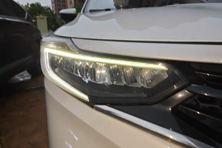 Used Honda Envix 2019 180TURBO CVT Enjoyment Edition China VI Right Front Headlight