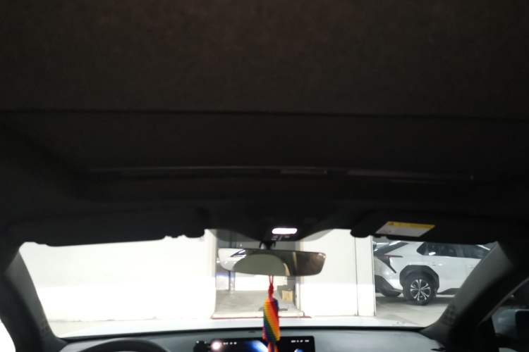 Used Roewe D6 2025 450km Deluxe Edition