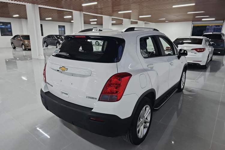 Used Chevrolet Trax 2016 1.4T Automatic Two-Wheel Drive Comfort Version with Sunroof