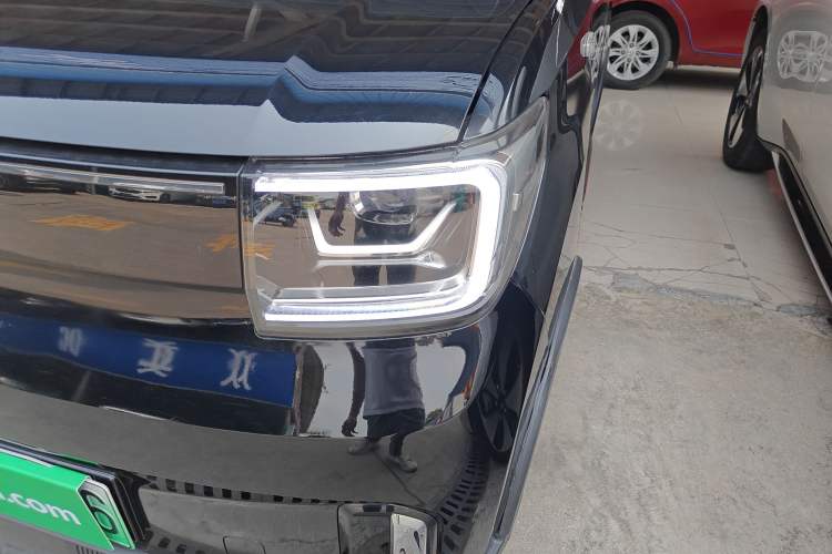 Used Wuling Hongguang MINIEV 2022 GAMEBOY 300km Enthusiast Model with Lithium Iron Phosphate Left Front Headlight