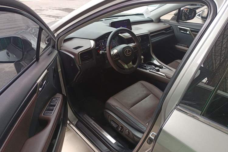 Used Lexus RX 2016 300 Two-Wheel Drive Comfort Edition China VI Standard