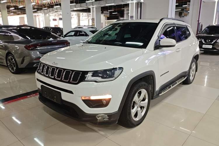 Used Jeep Compass 2017 200T Automatic Family Edition Front Left 45 Deg