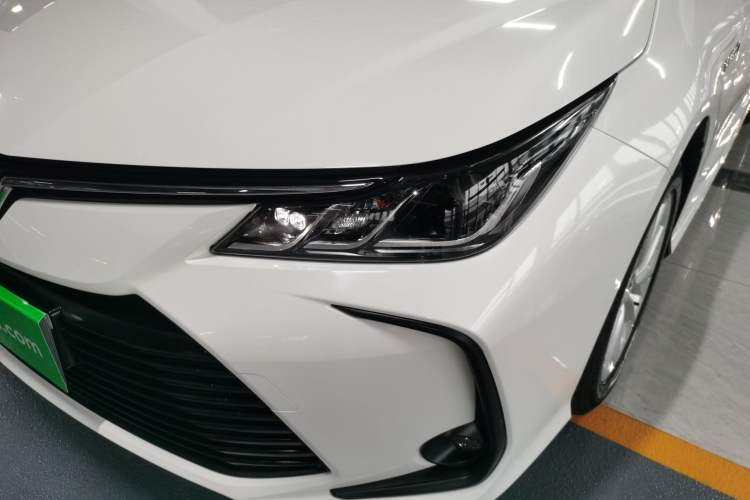 Used Toyota Corolla 2021 Dual-Motor 1.8L E-CVT Elite Edition Left Front Headlight