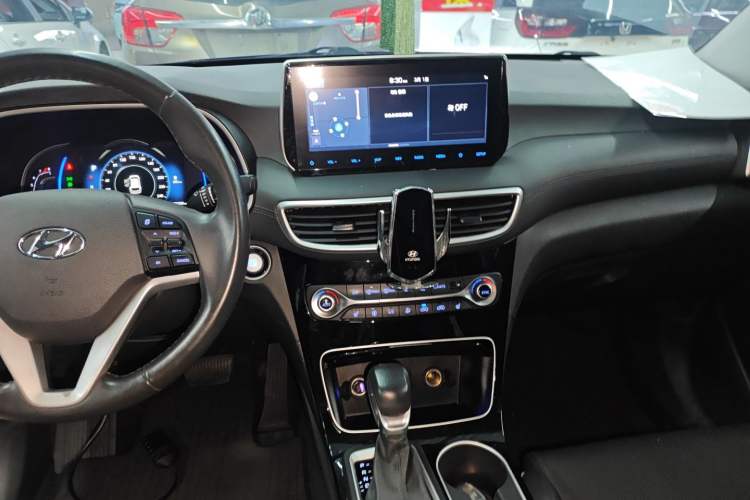 Used Hyundai Tucson 2020 280TGDi Two-Wheel-Drive GLS Smart Connectivity Version China VI Standard