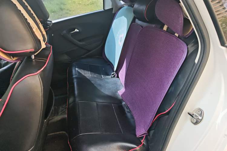 Used Volkswagen Polo 2016 1.4L Manual Fashion Model