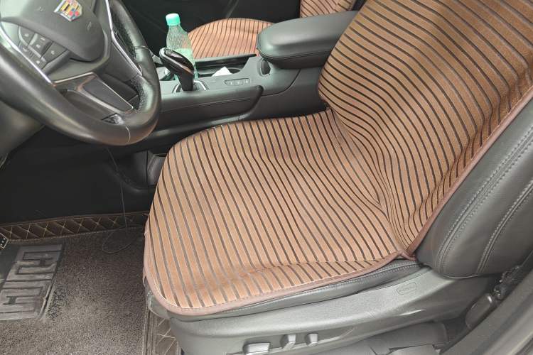 Used Cadillac XT5 2018 28T Four-Wheel Drive Luxury Model Left Front Seat