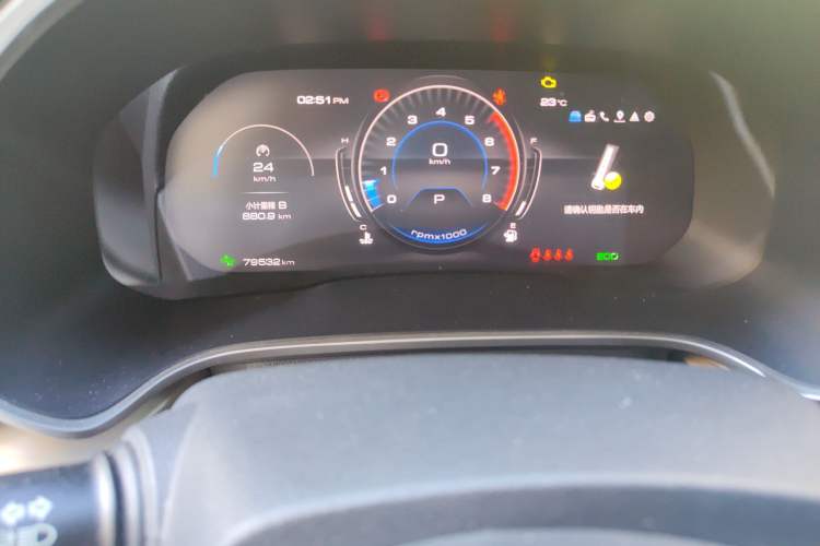 Used Wey VV6 2020 2.0T Two-Wheel Drive Smart Enjoyment+ Odometer Close Up