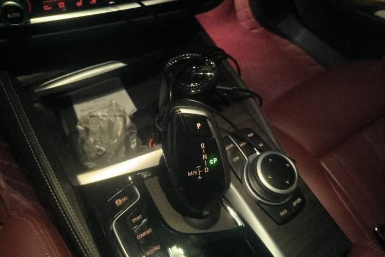 Used BMW 5 Series 2022 Second Facelift 530Li Luxury Edition Premium Package