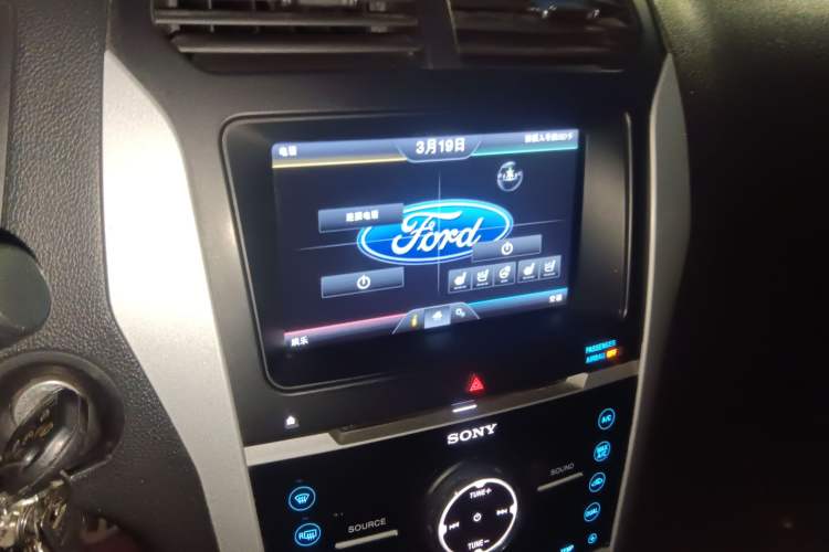 Used Ford Explorer 2013 3.5L Prestige Model
