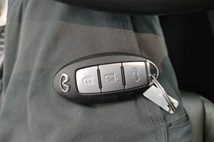 Used Infiniti Q50L 2015 2.0T Enjoyment Edition Interior 1