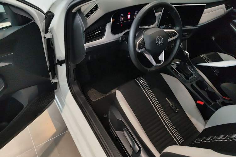 Used Volkswagen Bora 2024 200TSI DSG Comfort Edition Driver Seat